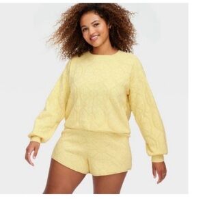 Cozy Knit Pullover & Short Set in Soft Yellow